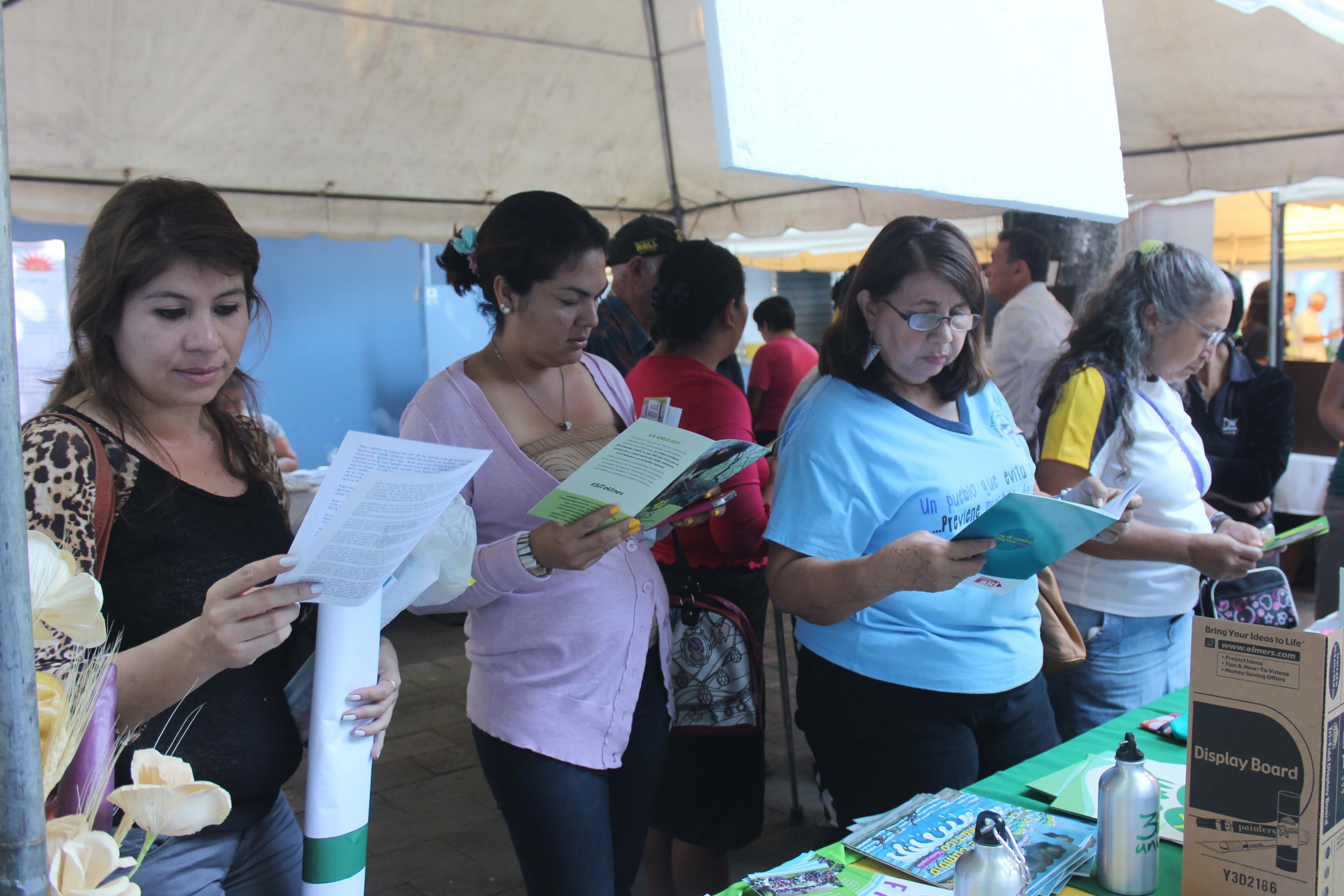 UNES participa en feria “Vida, dignidad y justicia para los pueblos en Centroamérica”