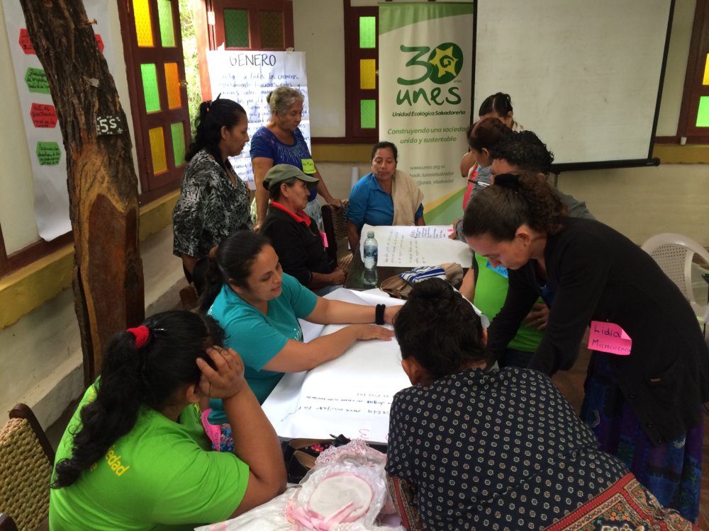Inician proceso formación en Ecofeminismo en Ahuachapán Sur