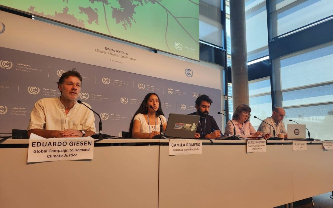 Articulación global de justicia climática denuncia en Bonn la promoción de falsas soluciones y reclama el fin del extractivismo y una transición justa en América Latina y el Caribe